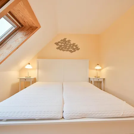 - Neu In Der Vermietung - Aaltje Fam Schroeder *